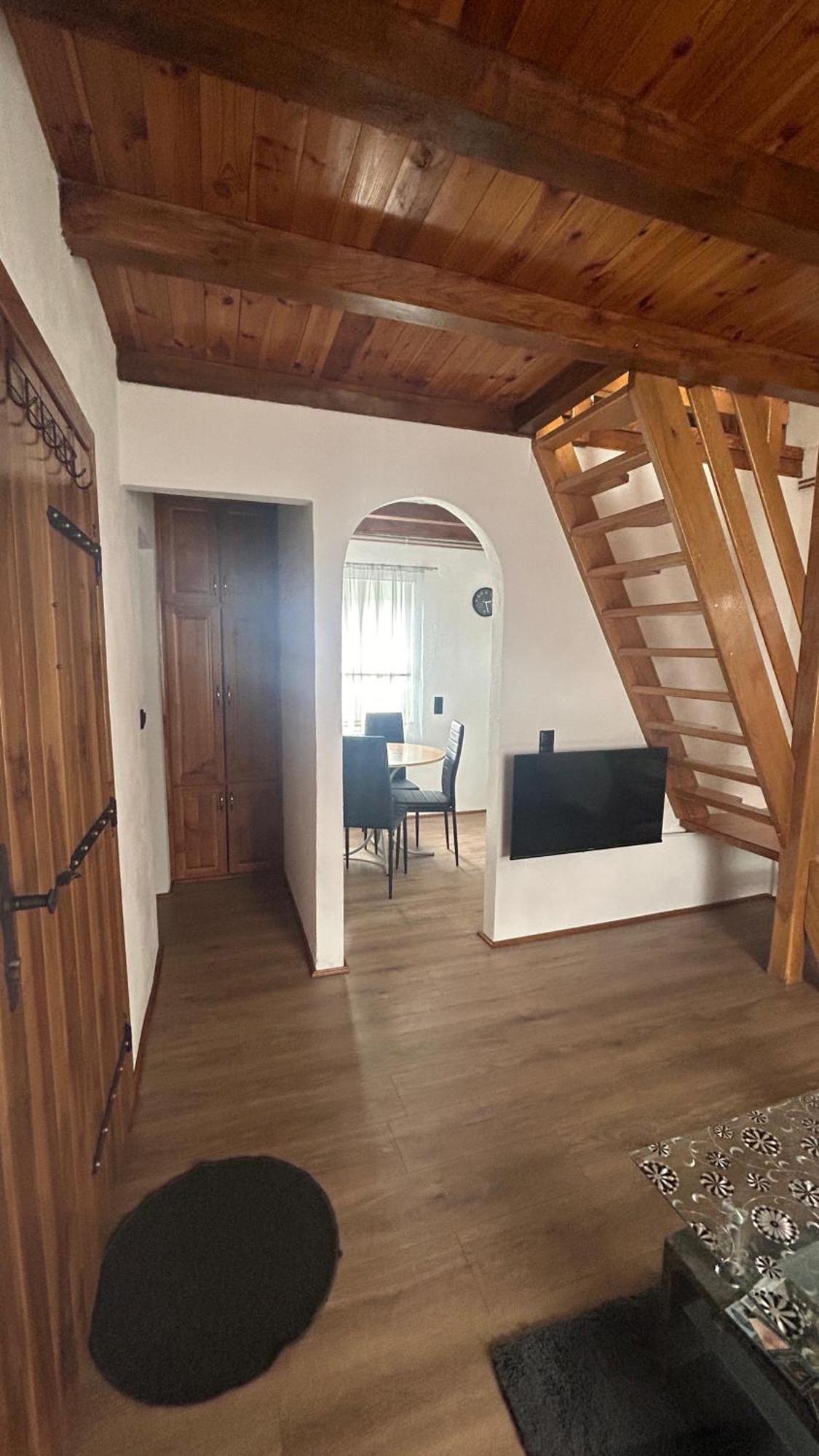 Guest House Emanuela Слунь Екстер'єр фото