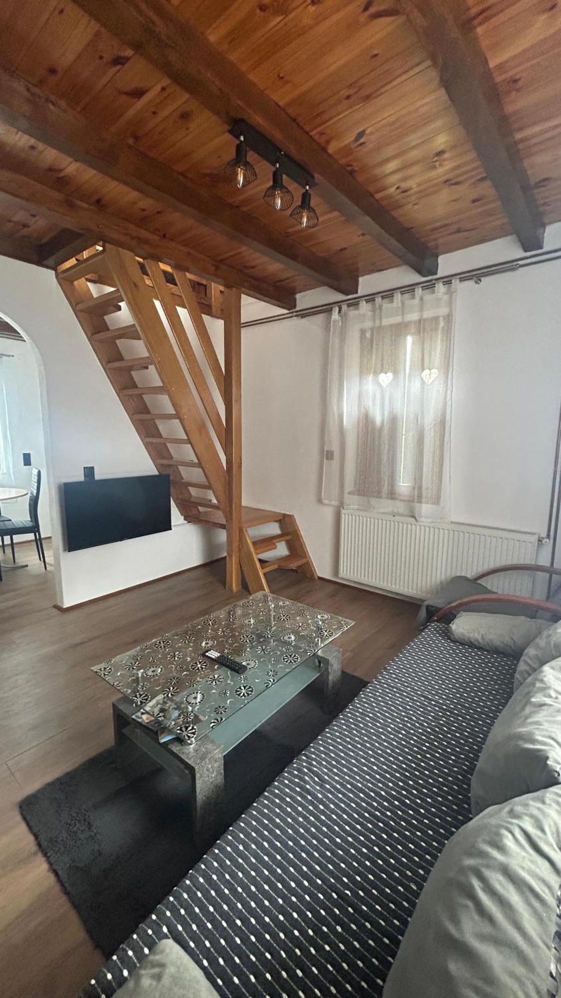 Guest House Emanuela Слунь Екстер'єр фото